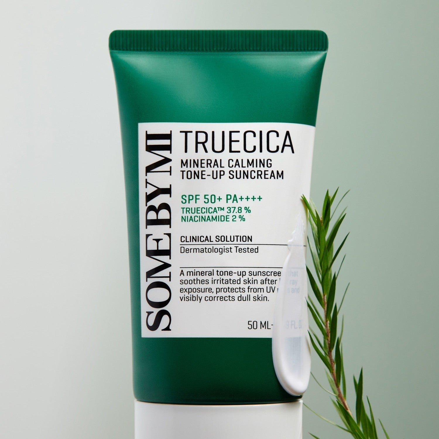 Truecica Mineral Calming Tone-Up Suncream (50ml)