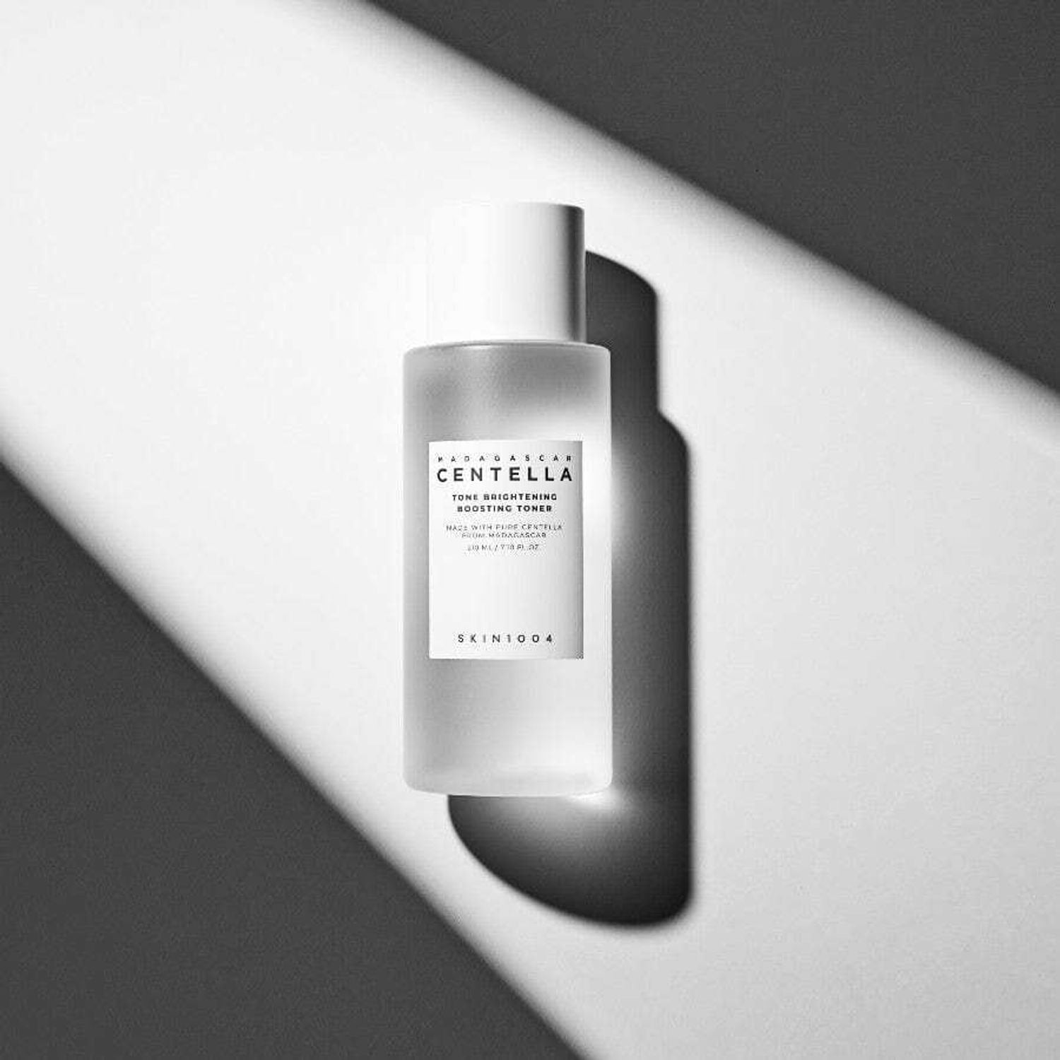 Madagascar Centella Tone Brightening Boosting Toner (210ml)
