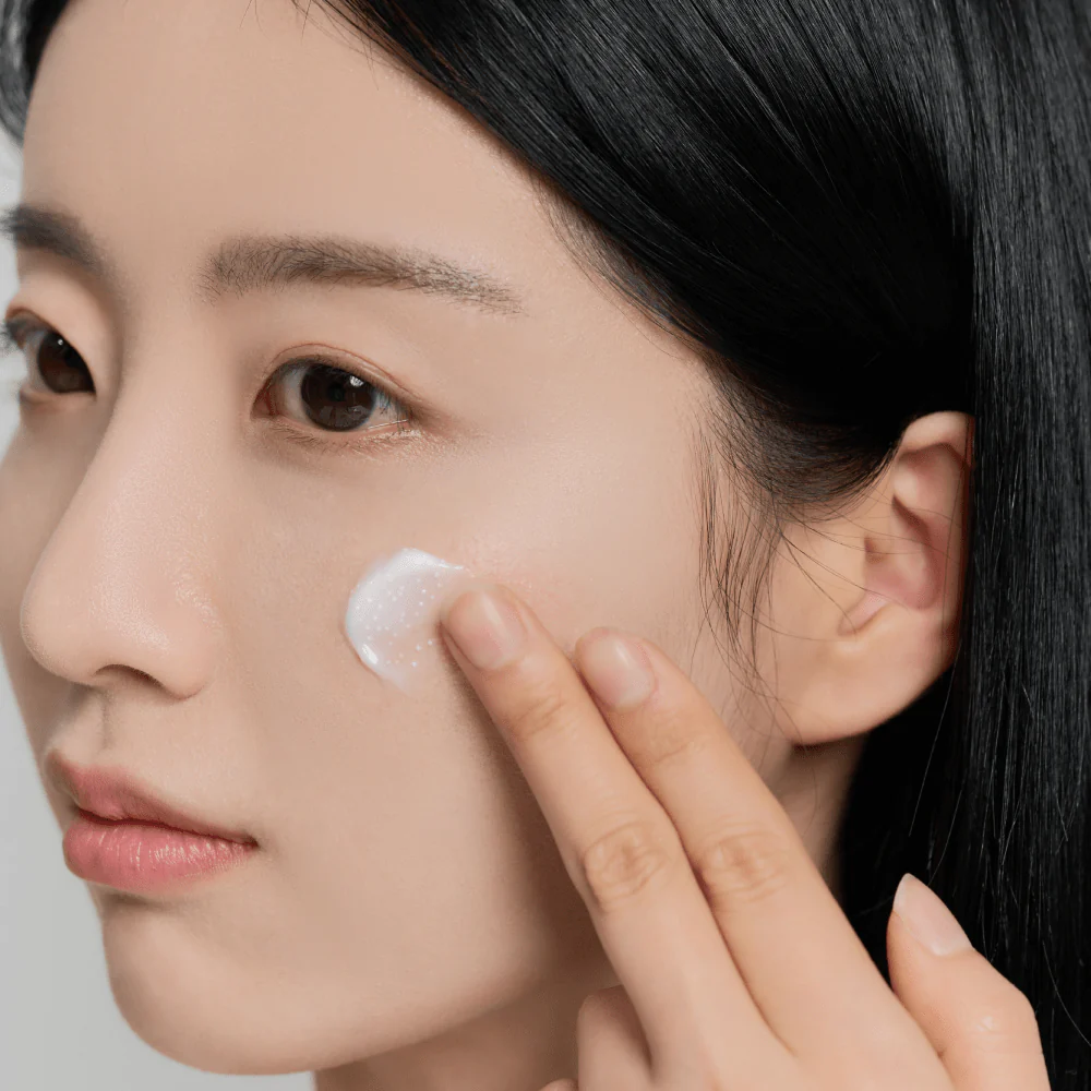 Madagascar Centella Tone Brightening Capsule Cream (75ml)